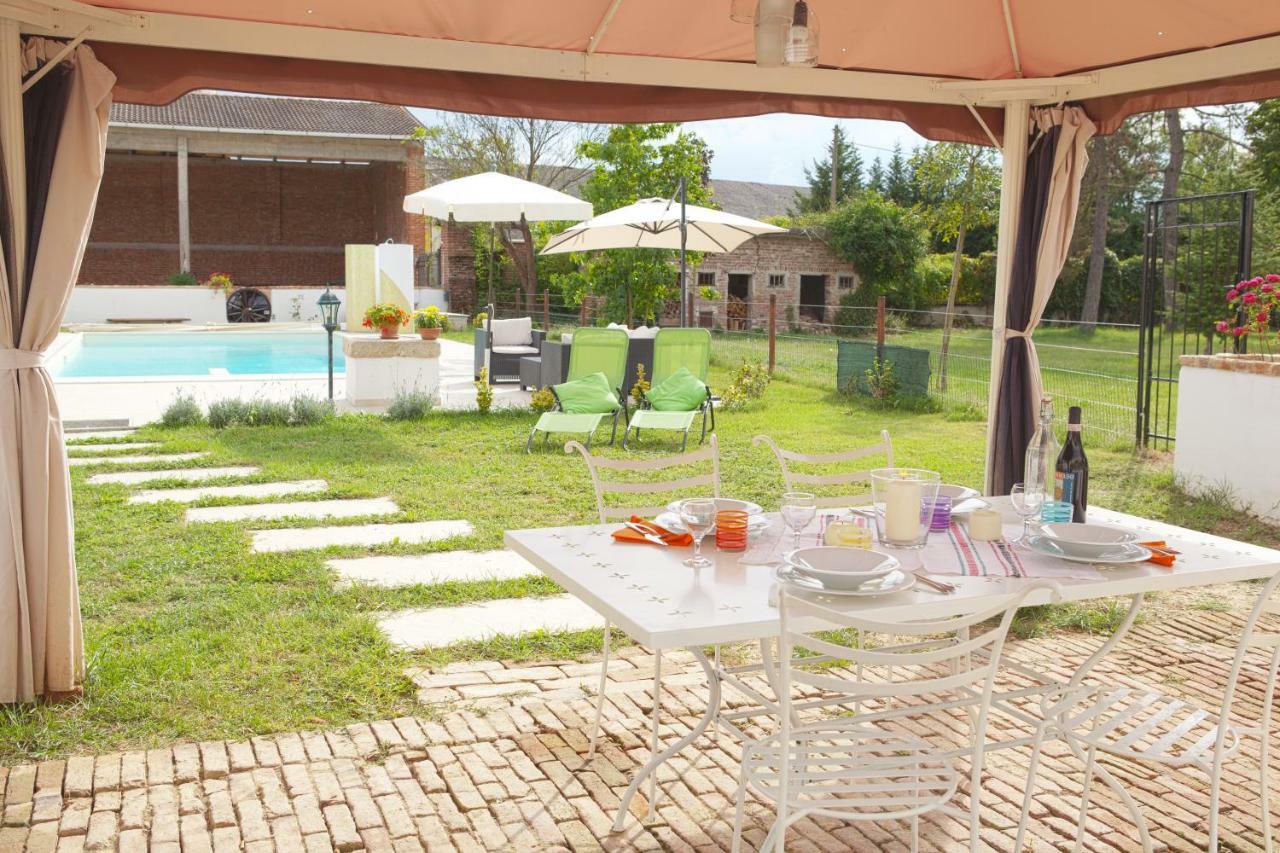Cascina Belvedere Quargnento エクステリア 写真